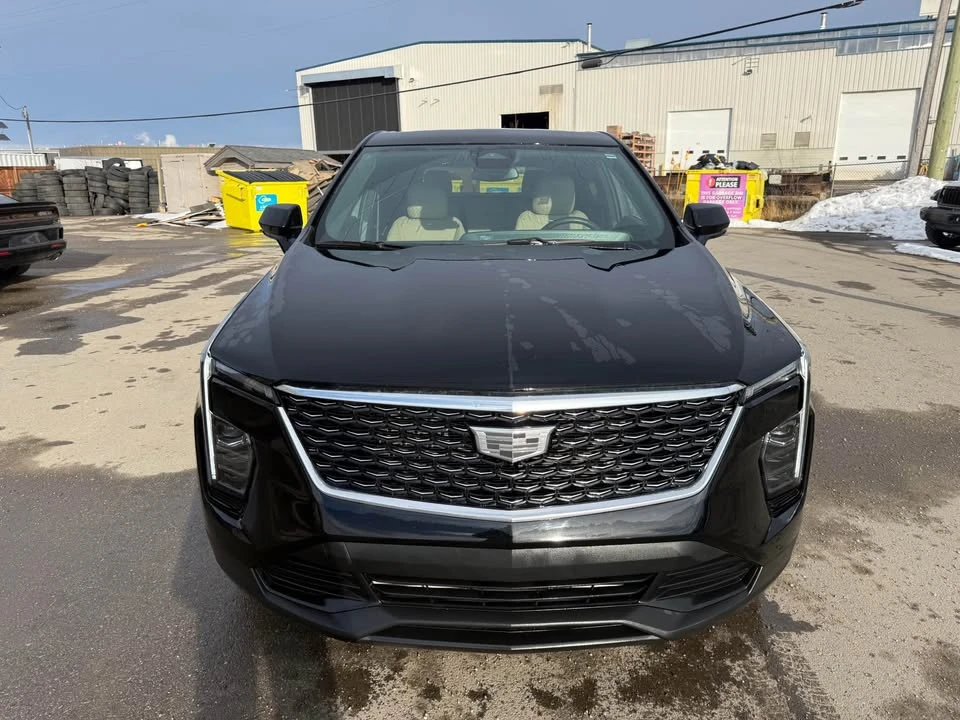 2024 Cadillac XT4 - Image 8 of 16