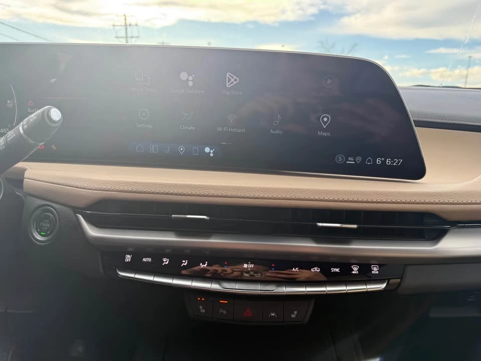 2024 Cadillac XT4 - Image 12 of 16