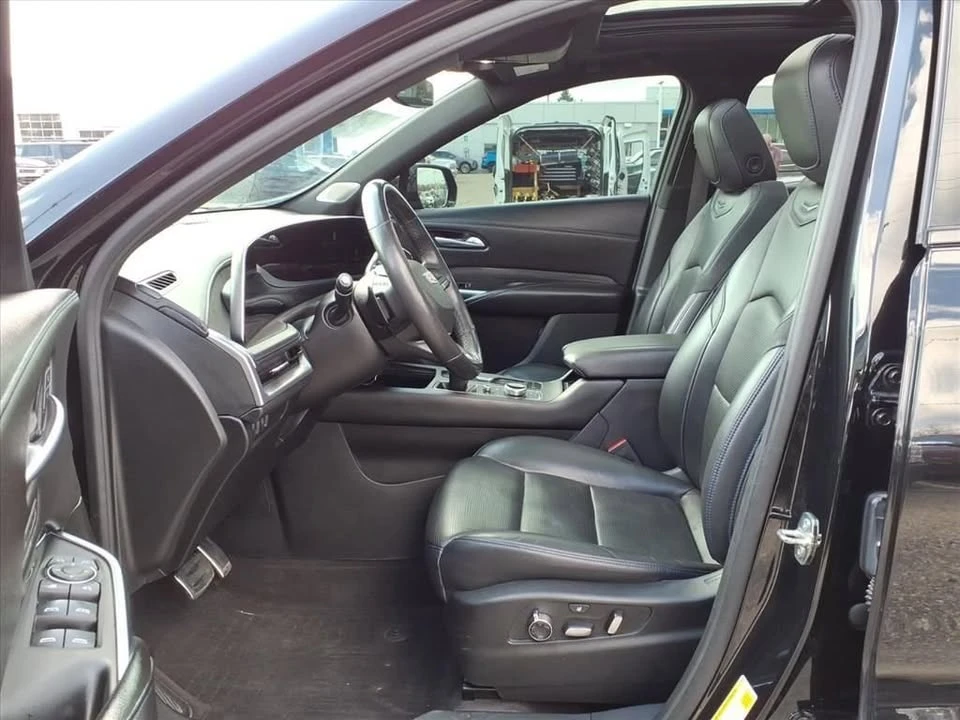 2024 Cadillac XT4 - Image 17 of 20