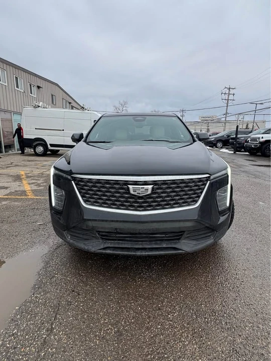 2024 Cadillac XT4 - Image 2 of 16