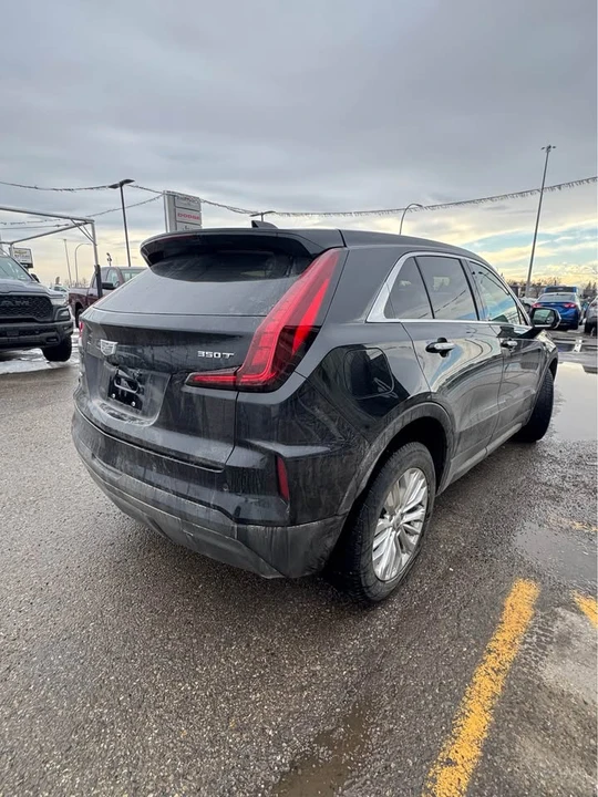 2024 Cadillac XT4 - Image 5 of 16