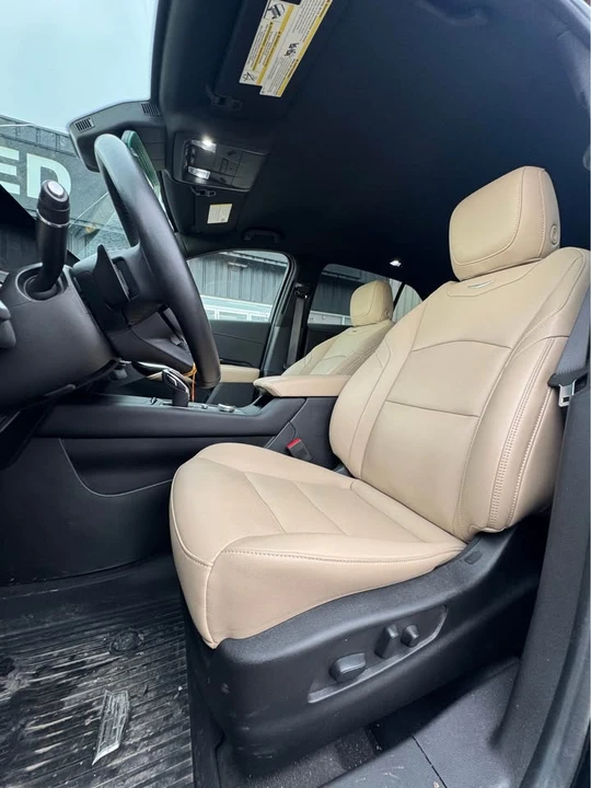 2024 Cadillac XT4 - Image 9 of 16