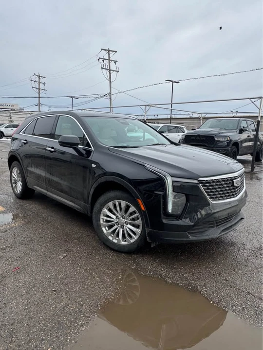 2024 Cadillac XT4 - Image 3 of 16