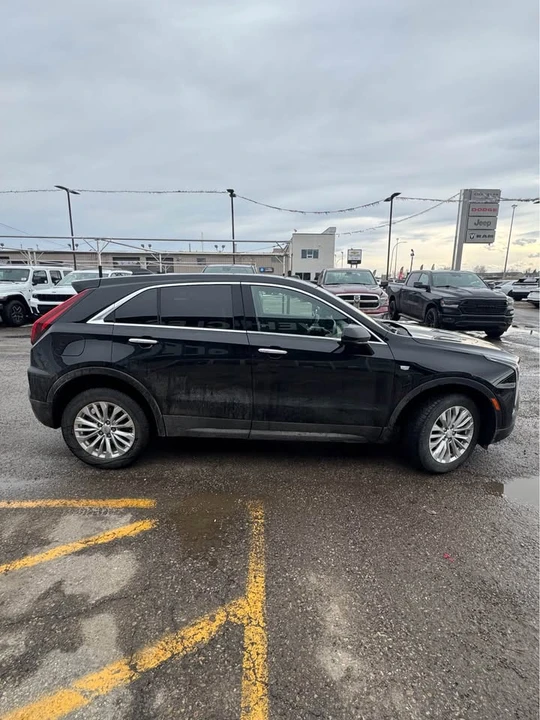 2024 Cadillac XT4 - Image 4 of 16