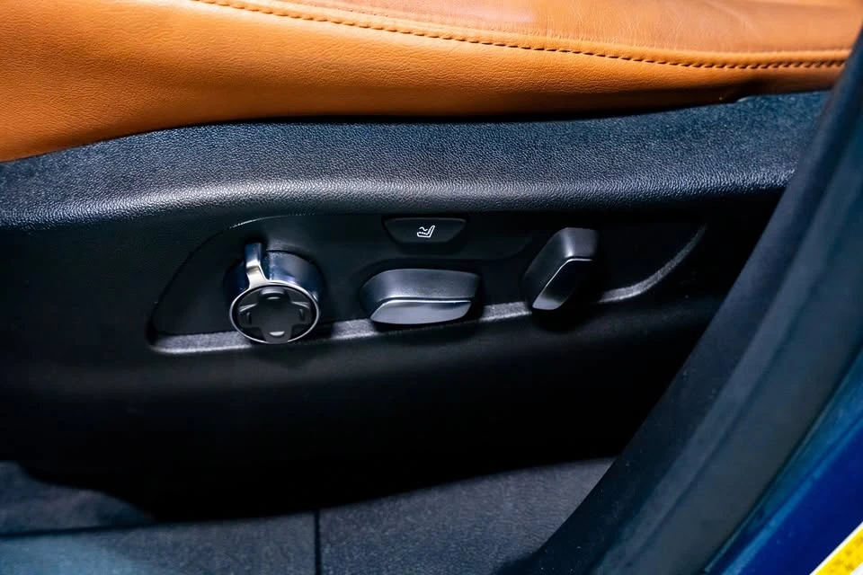 2024 Cadillac XT4 - Image 18 of 20