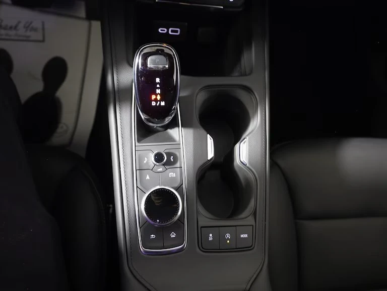 2024 Cadillac XT4 - Image 16 of 20