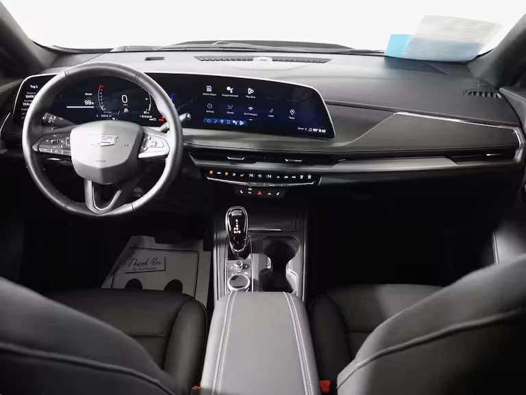 2024 Cadillac XT4 - Image 12 of 20