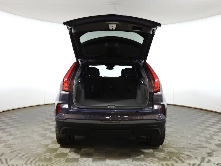 2024 Cadillac XT4 - Image 4 of 20