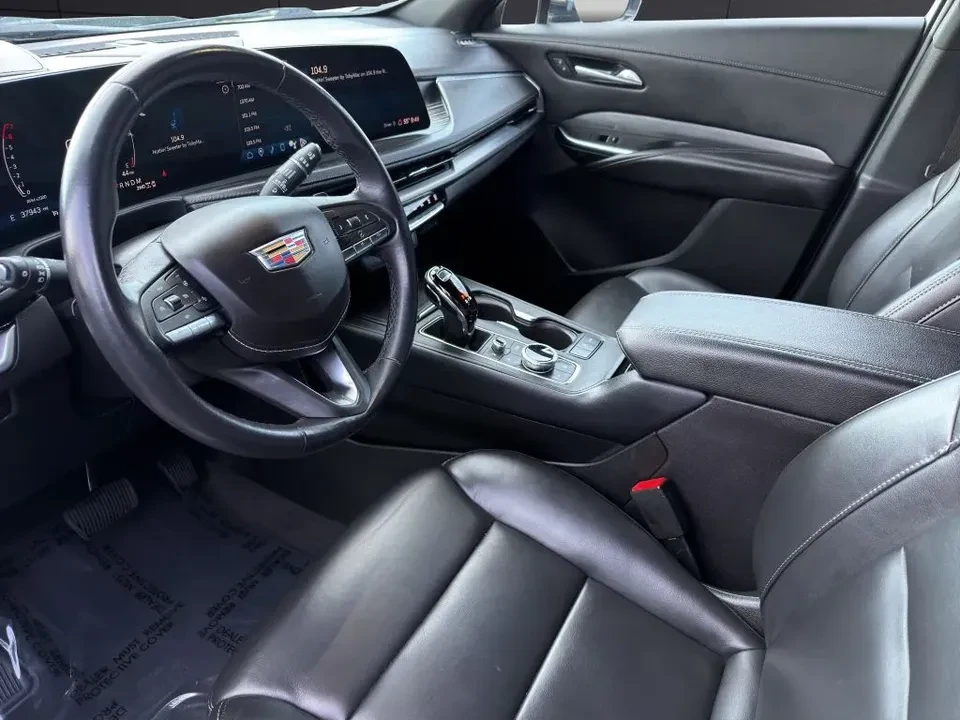 2024 Cadillac XT4 - Image 10 of 16