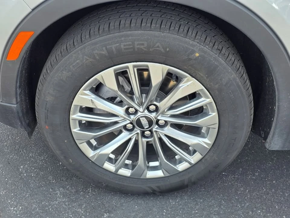 2024 Cadillac XT4 - Image 9 of 20