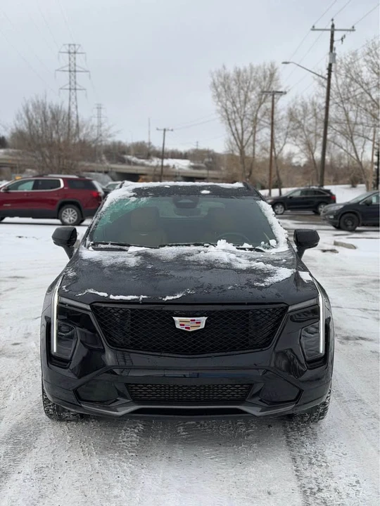 2024 Cadillac XT4 - Image 2 of 13