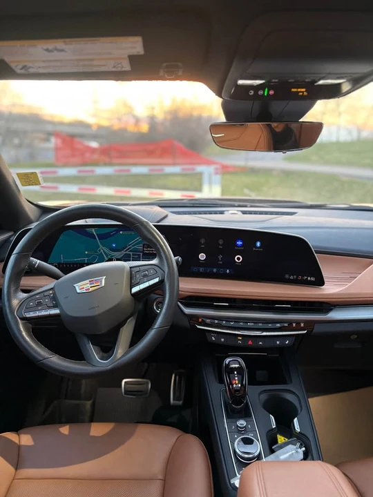 2024 Cadillac XT4 - Image 10 of 14