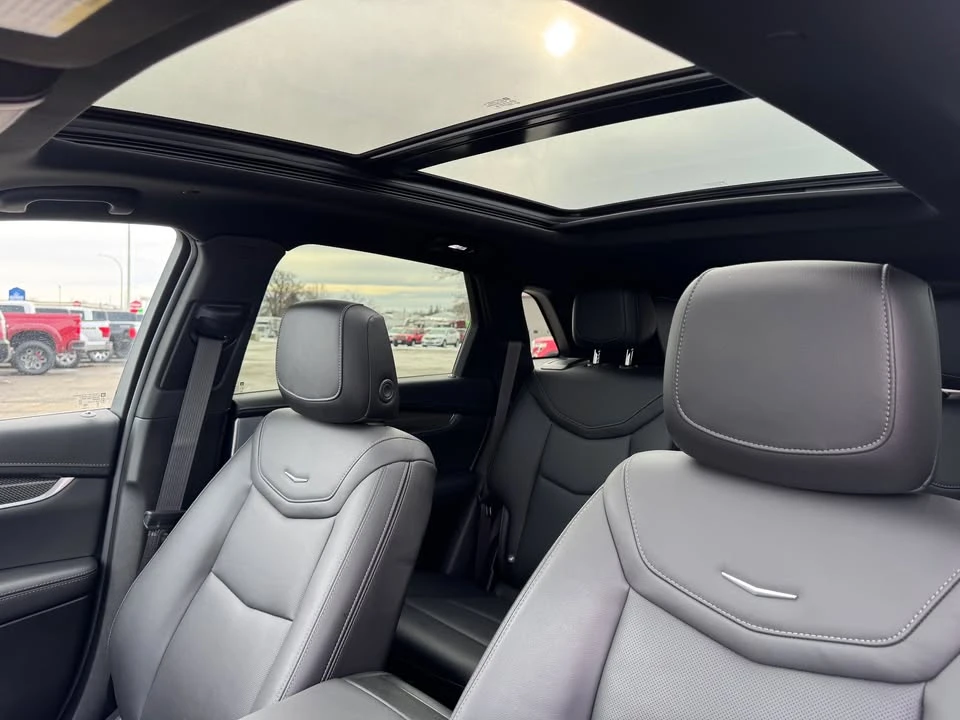 2024 Cadillac XT5 - Image 14 of 20