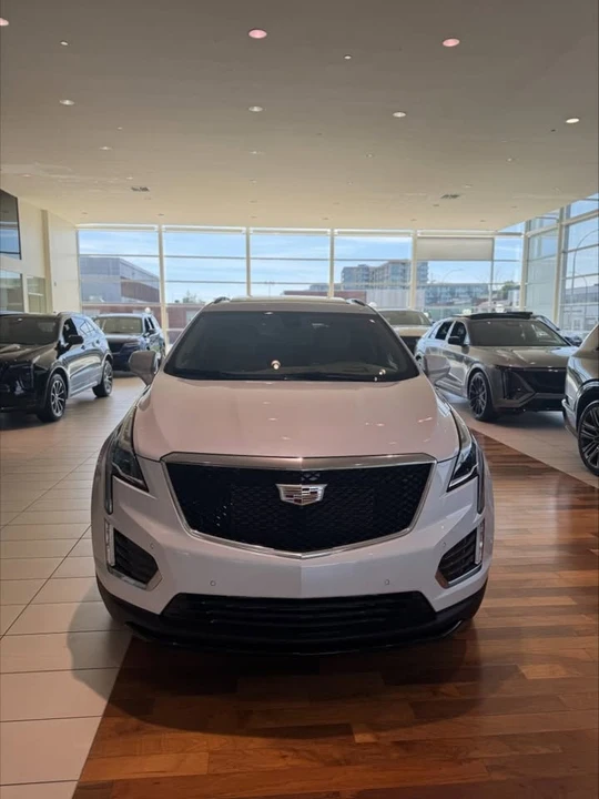 2024 Cadillac XT5 - Image 3 of 6