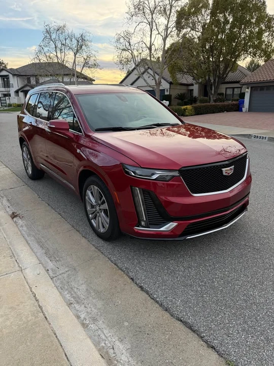 2024 Cadillac XT6 - Image 2 of 8