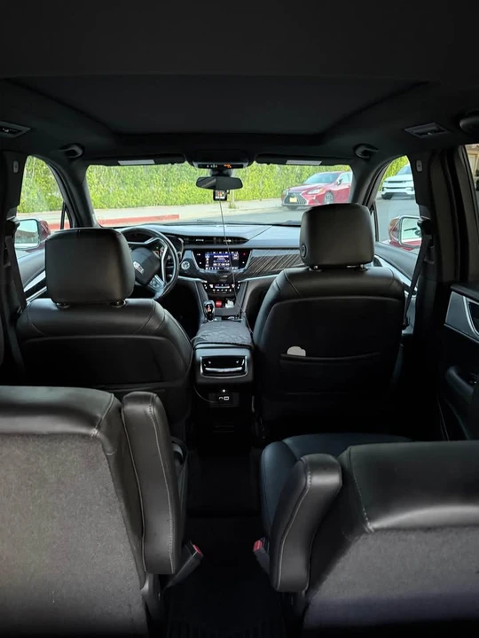2024 Cadillac XT6 - Image 6 of 8