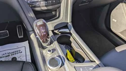 2024 Cadillac XT6 - Image 3 of 10