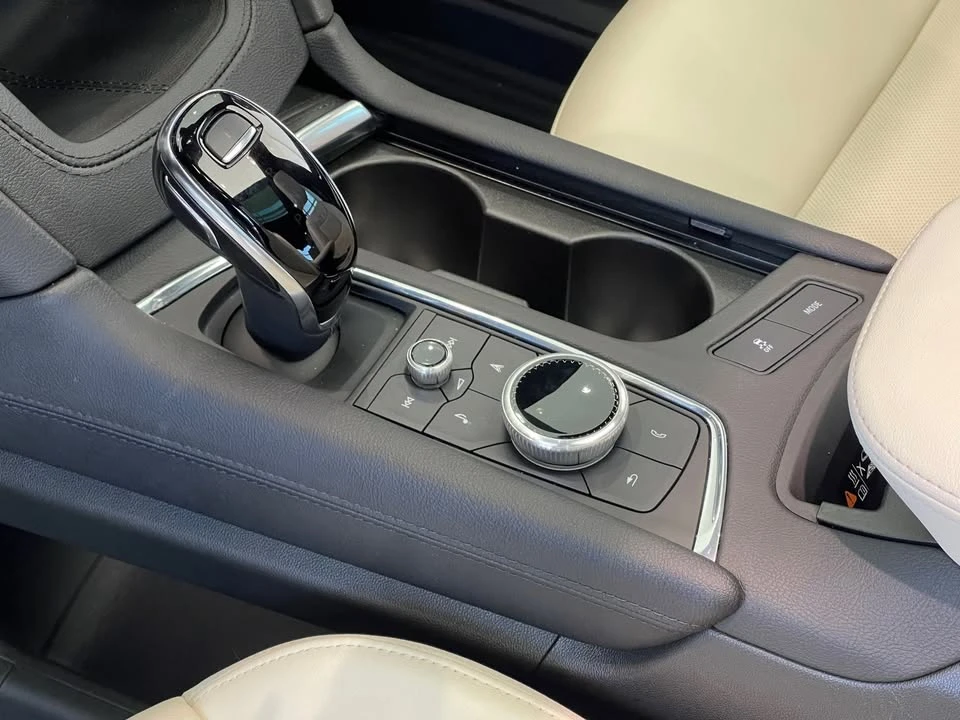 2024 Cadillac XT6 - Image 11 of 19