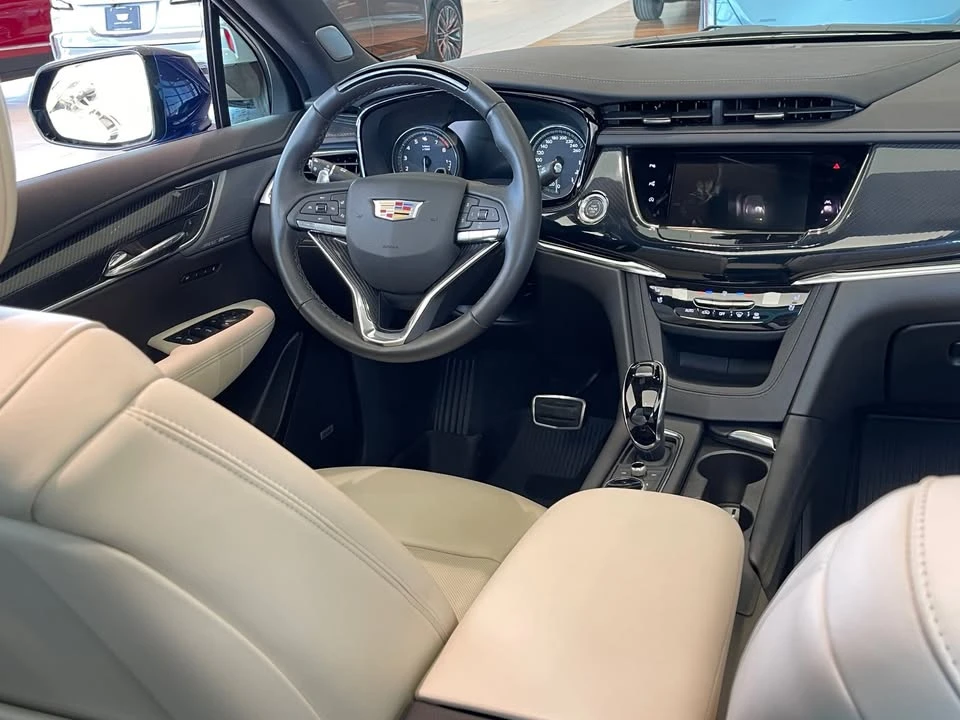 2024 Cadillac XT6 - Image 12 of 19