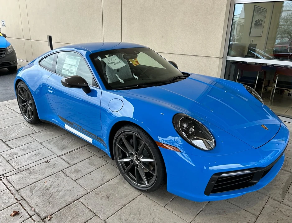 2024 Porsche 992 Carrera T - Image 9 of 15