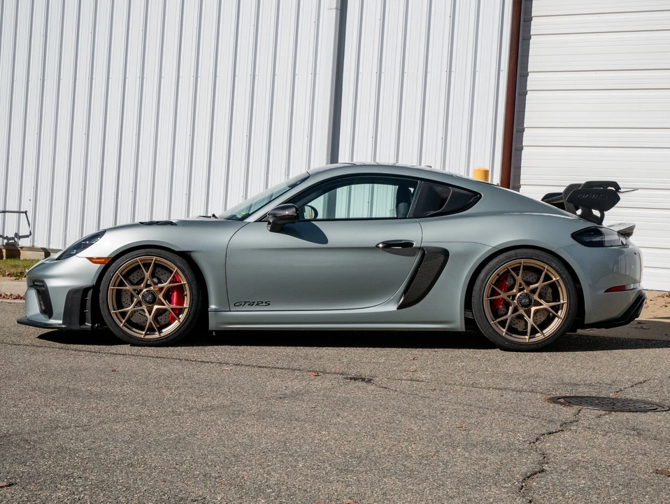 2024 Porsche 718 Cayman GT4 RS - Image 7 of 19