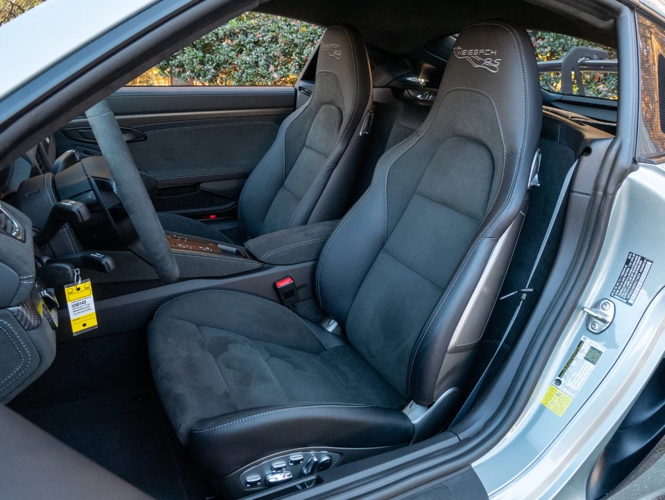 2024 Porsche 718 Cayman GT4 RS - Image 10 of 19
