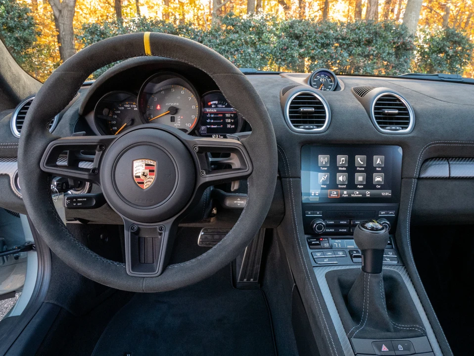 2024 Porsche 718 Cayman GT4 RS - Image 11 of 19