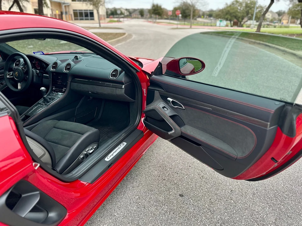 2024 Porsche 718 Cayman GTS 4.0 - Image 9 of 20