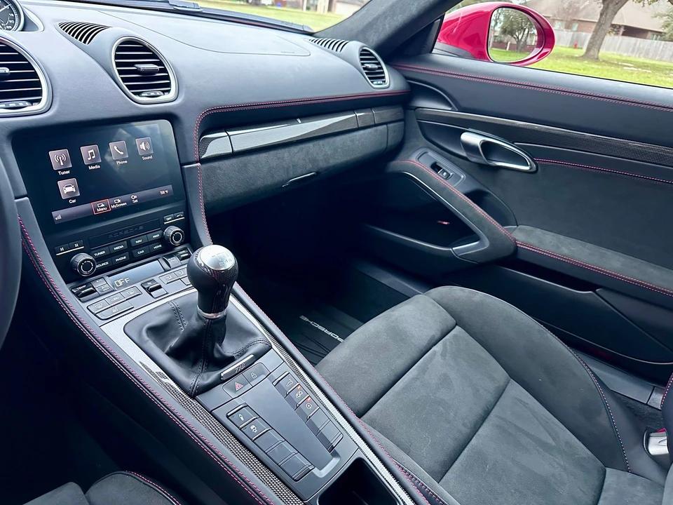 2024 Porsche 718 Cayman GTS 4.0 - Image 17 of 20