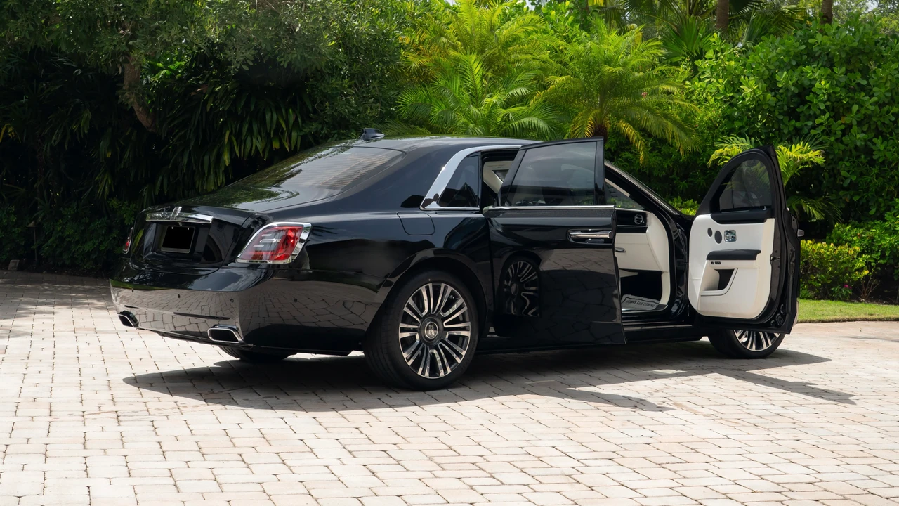 2024 Rolls-Royce Ghost 2nd Gen - Image 5 of 31