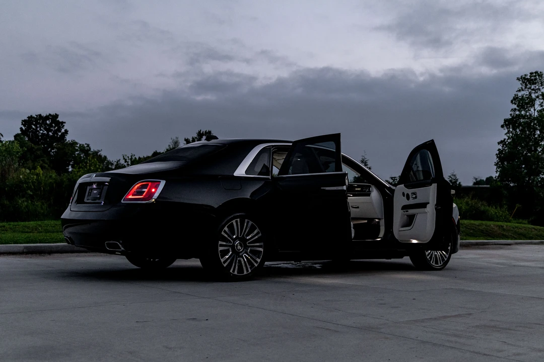 2024 Rolls-Royce Ghost 2nd Gen - Image 9 of 31