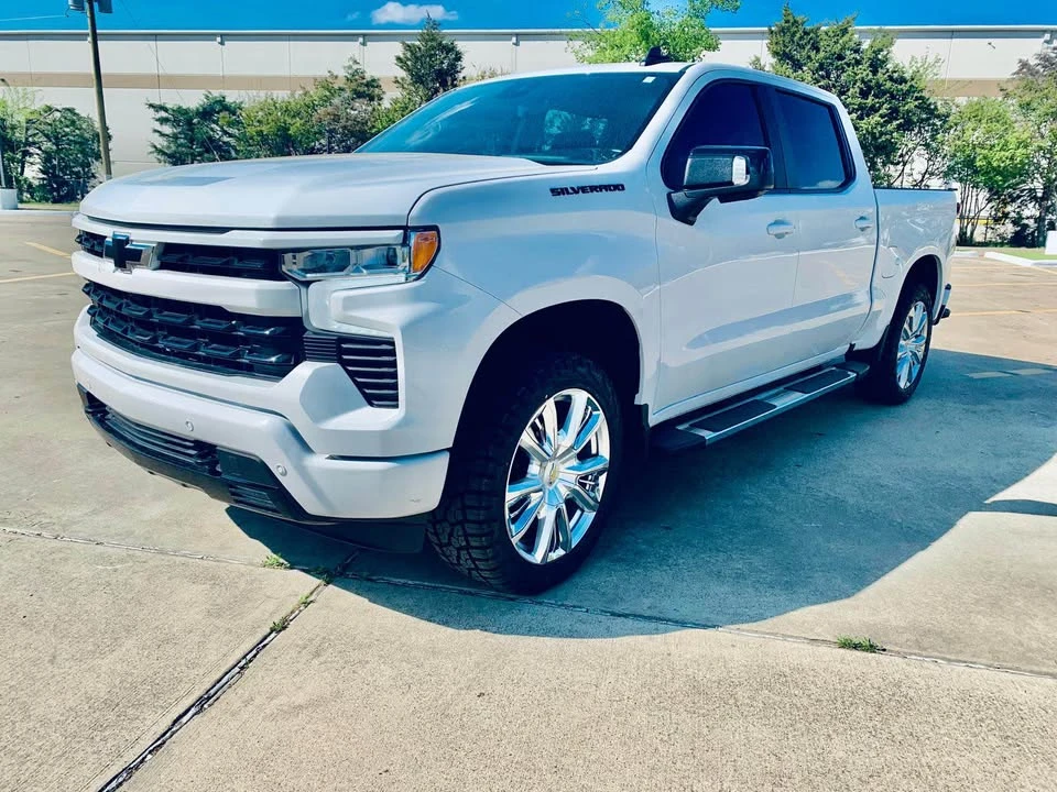 2024 Chevrolet Silverado 4th Gen - Image 3 of 12