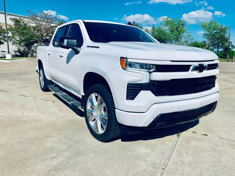2024 Chevrolet Silverado 4th Gen - Image 4 of 12