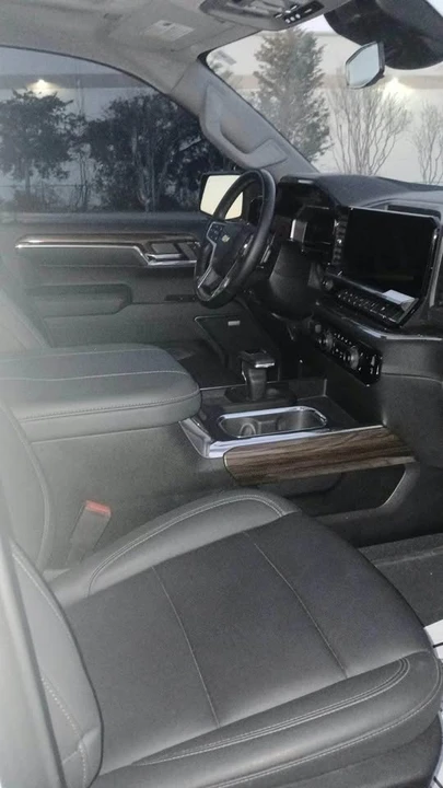 2024 Chevrolet Silverado 4th Gen - Image 10 of 12