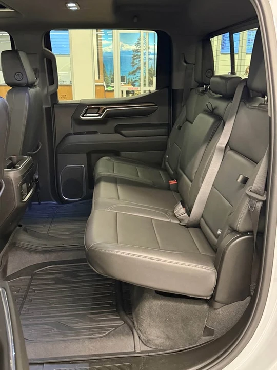 2024 Chevrolet Silverado 4th Gen - Image 10 of 12