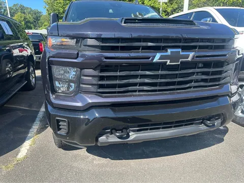 2024 Chevrolet 2500 Crew Cab Custom
