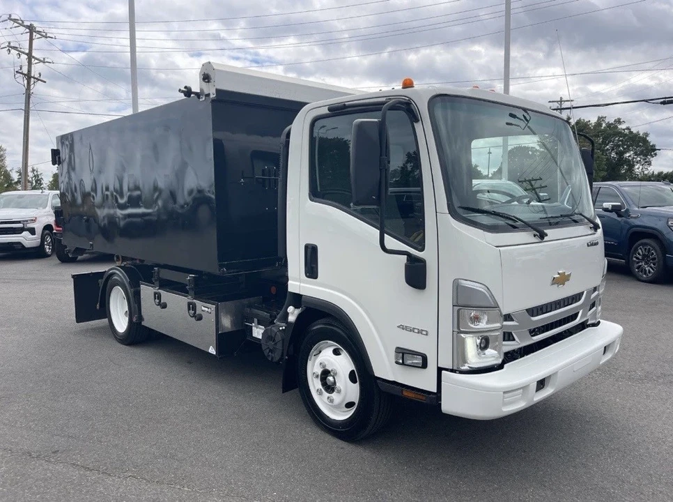 2024 Chevrolet - Image 7 of 12
