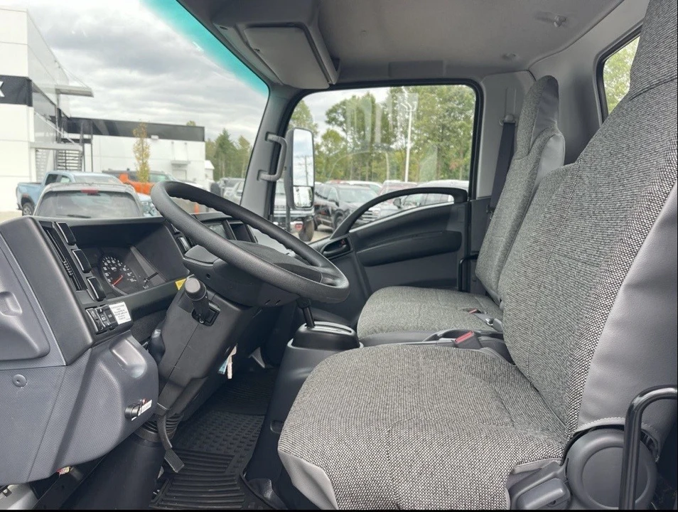 2024 Chevrolet Silverado - Image 9 of 12