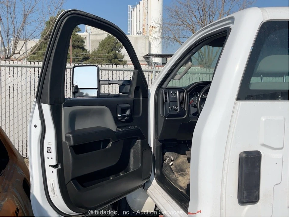 2024 Chevrolet Silverado - Image 10 of 12