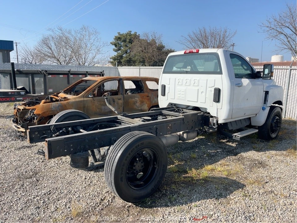 2024 Chevrolet Silverado - Image 4 of 12