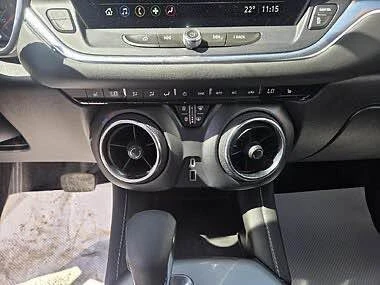 2024 Chevrolet Blazer - Image 12 of 15