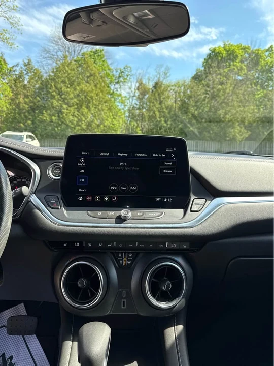 2024 Chevrolet Blazer - Image 11 of 16