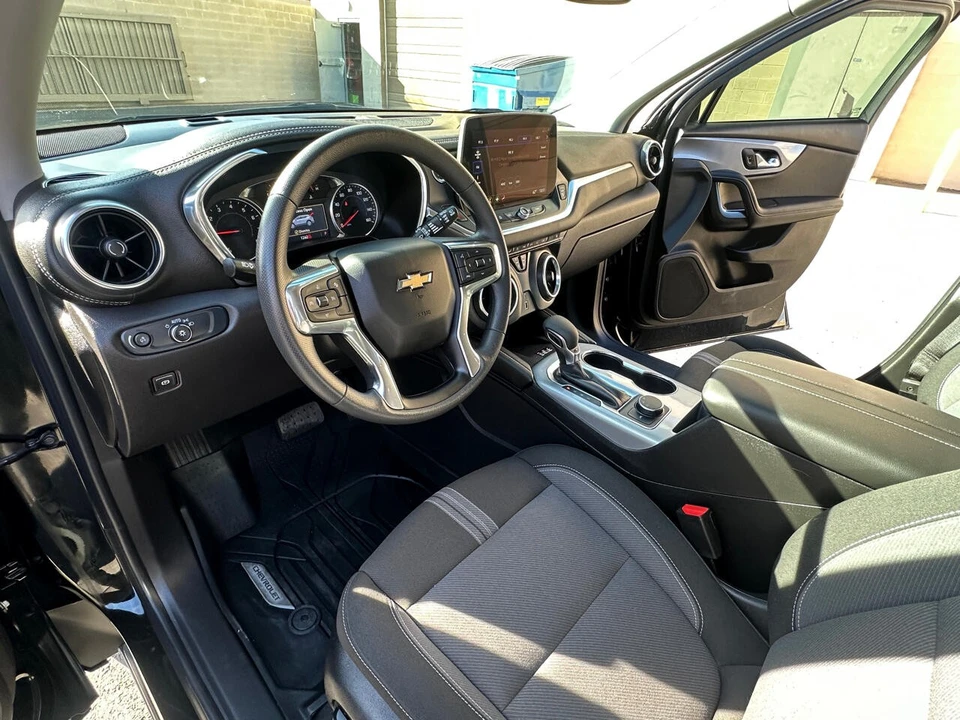 2024 Chevrolet Blazer - Image 15 of 21