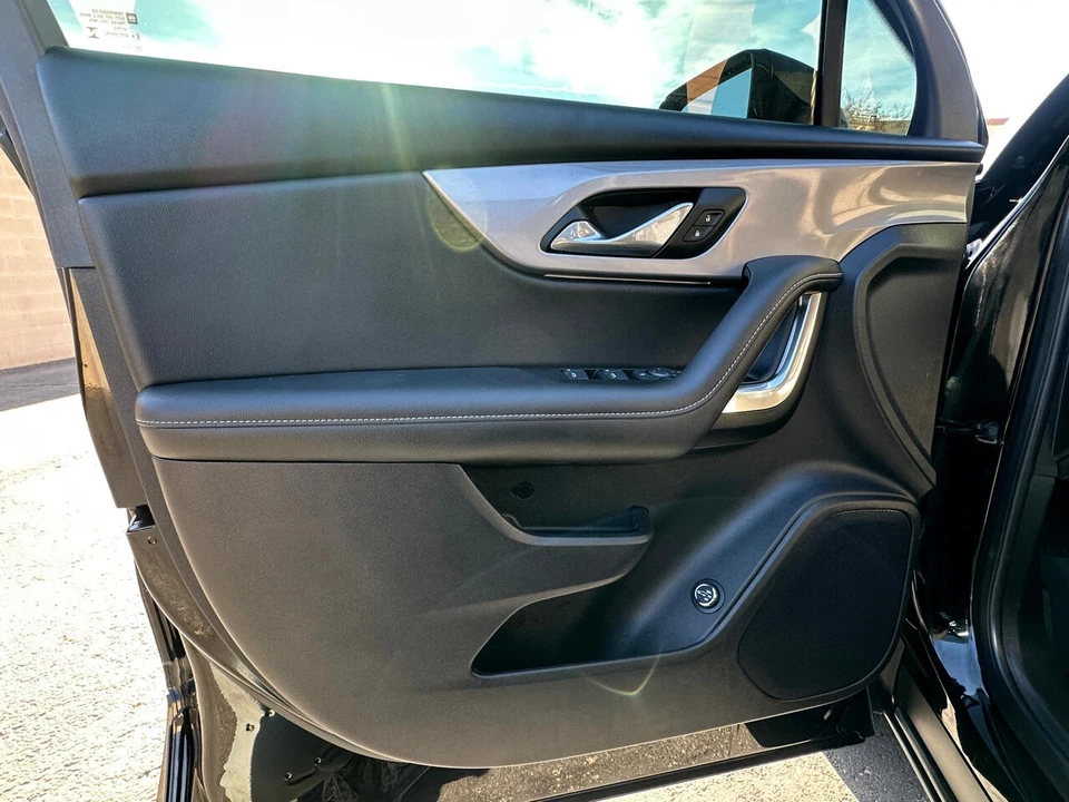 2024 Chevrolet Blazer - Image 12 of 21