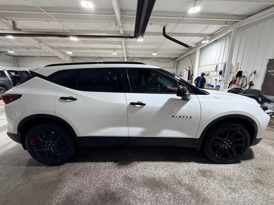 2024 Chevrolet Blazer - Image 2 of 20