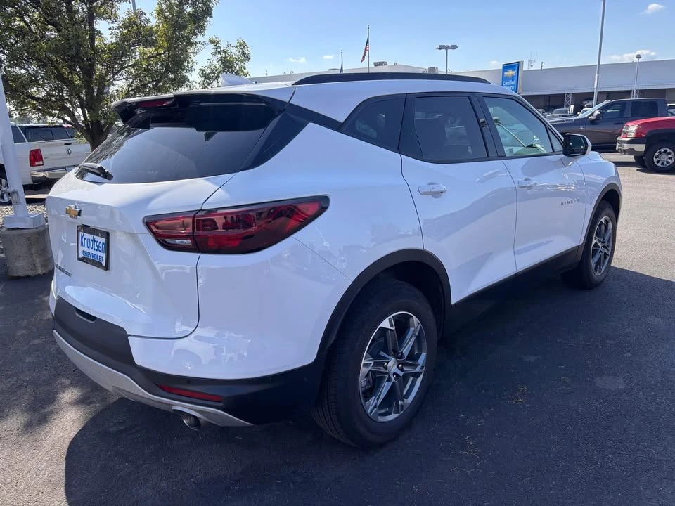 2024 Chevrolet Blazer - Image 3 of 8