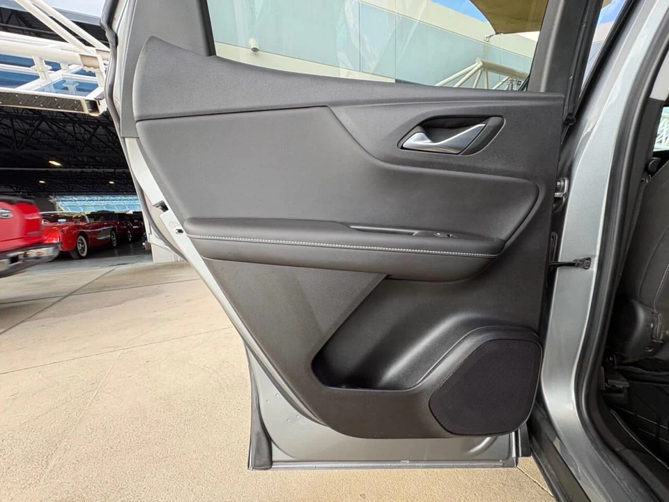 2024 Chevrolet Blazer - Image 28 of 31