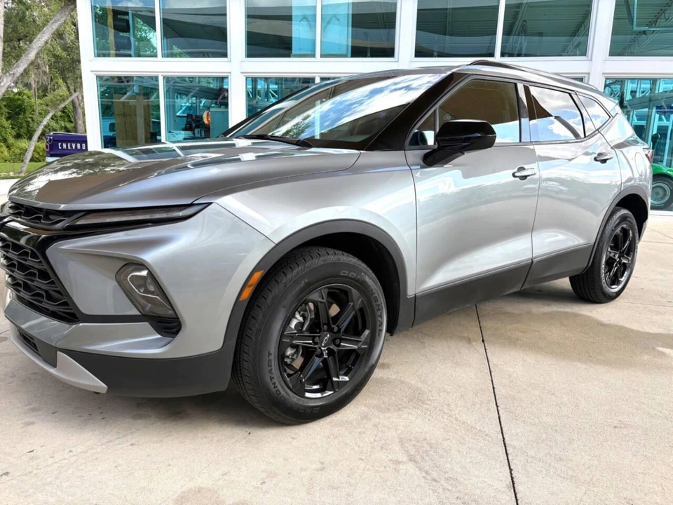 2024 Chevrolet Blazer - Image 11 of 31