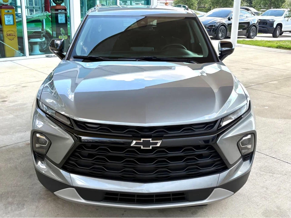 2024 Chevrolet Blazer - Image 3 of 31
