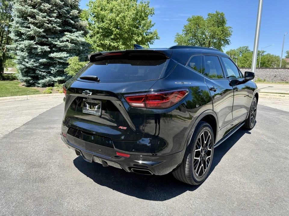 2024 Chevrolet Blazer - Image 12 of 31